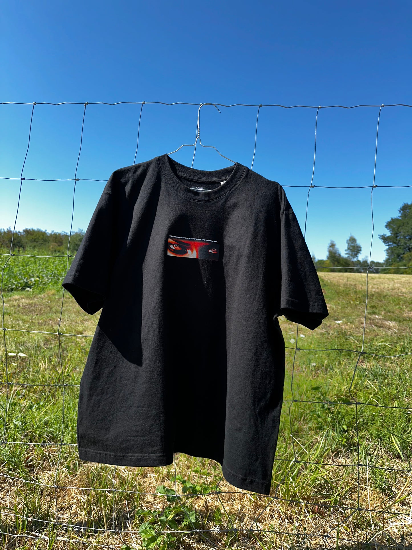 t_SHIRT001
